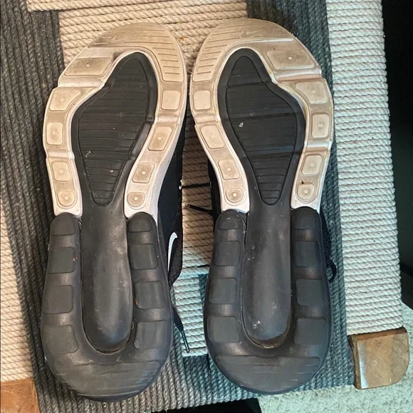 Nike Air Max 270 Black and White Sneakers - Picture 12 of 16